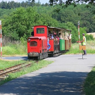 Jízdy historických motorových vlaků